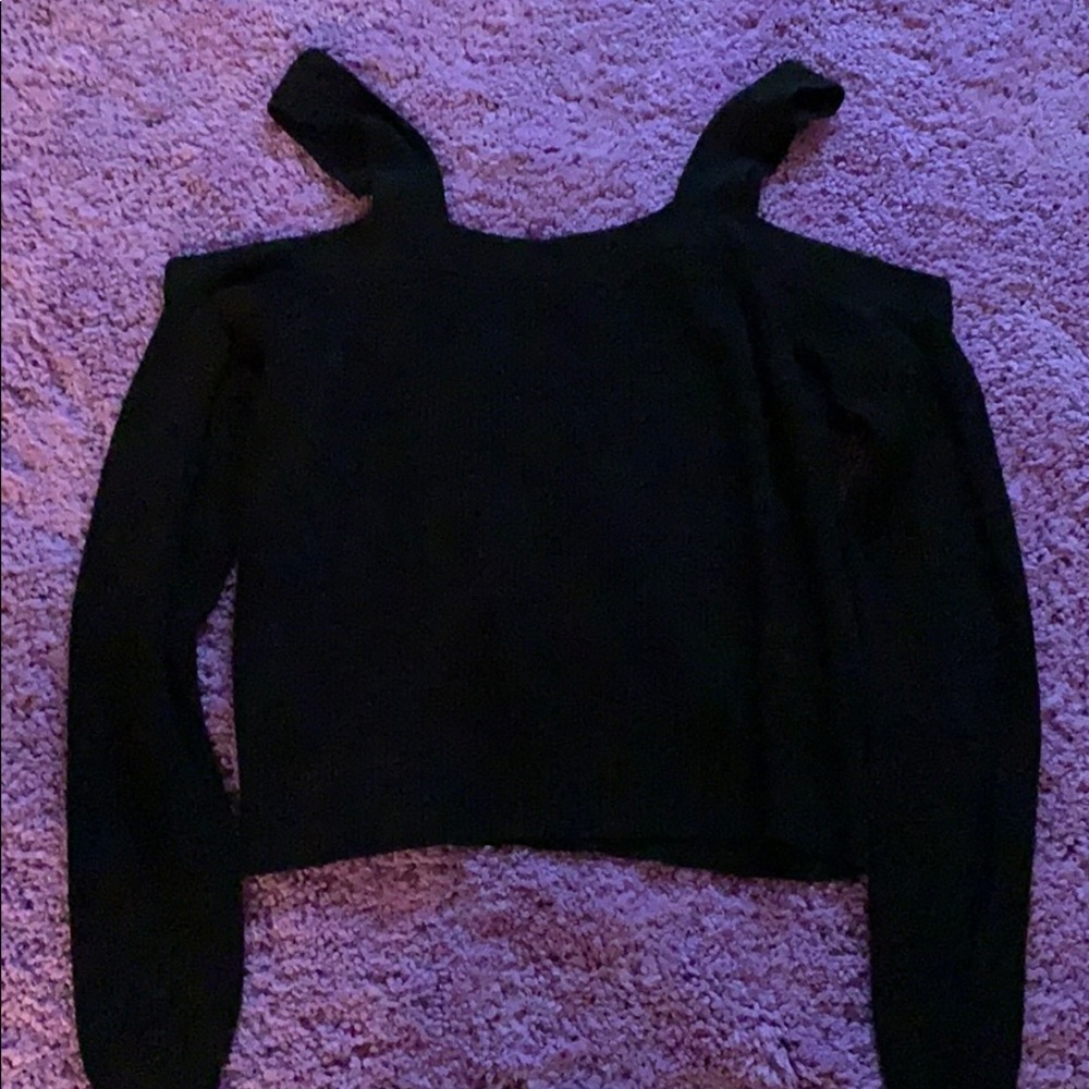 Black off the shoulder Kendall and Kylie sweater